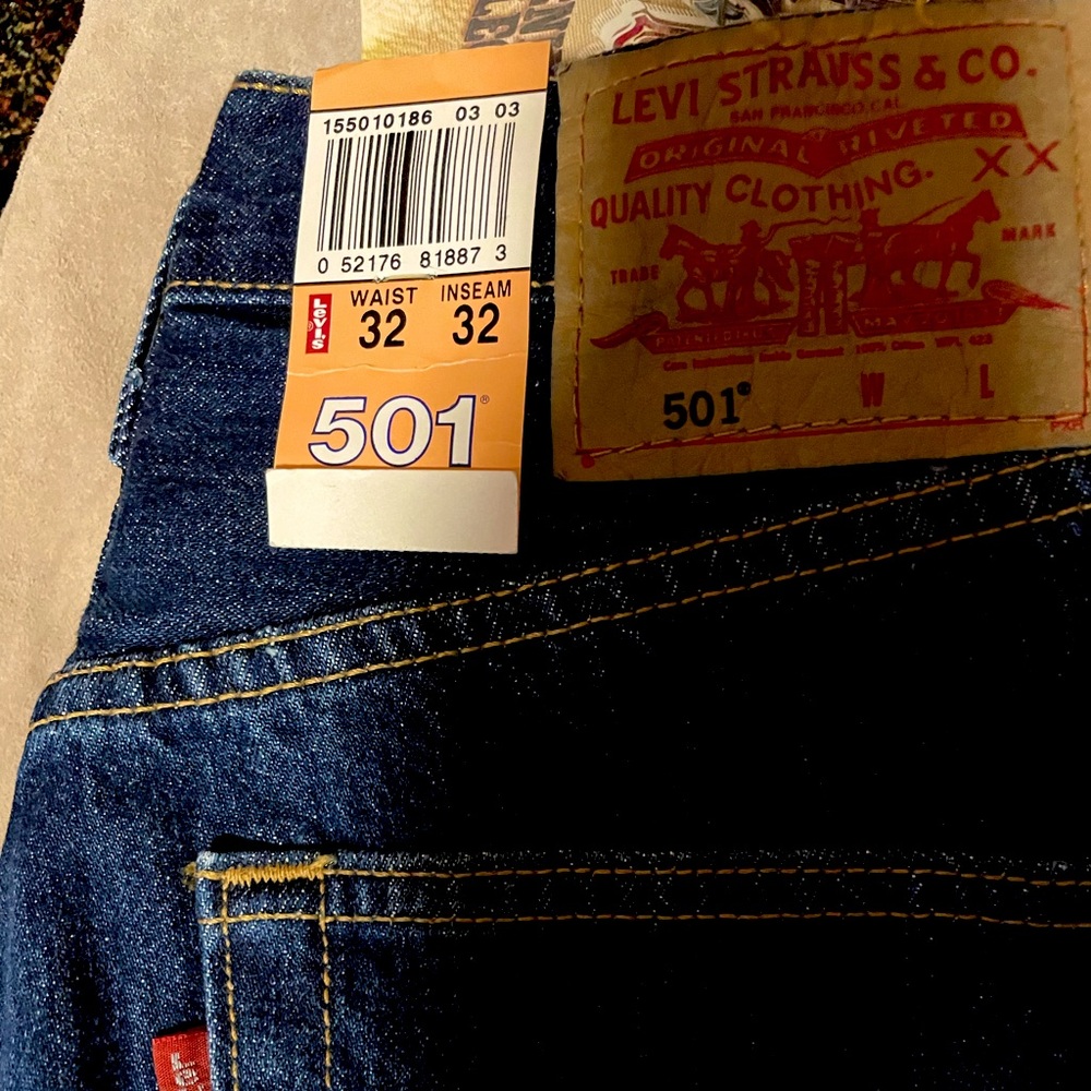 LEVIS 501 32/32 JEANS VINTAGE WASH NWT